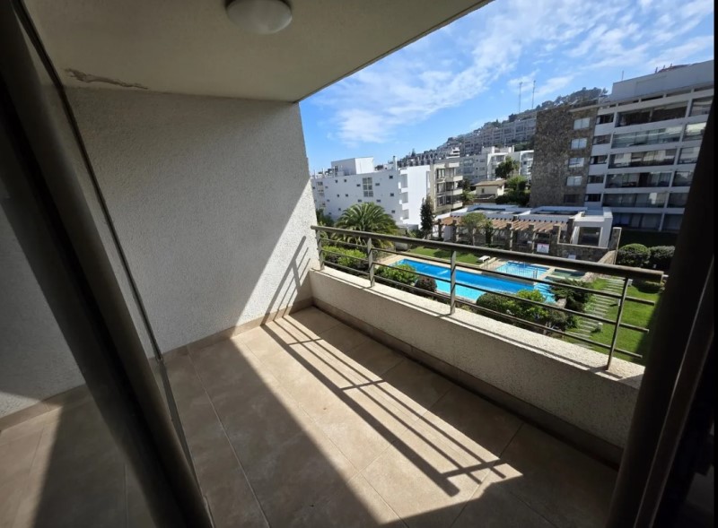 REÑACA...                                                                                         REÑACA...